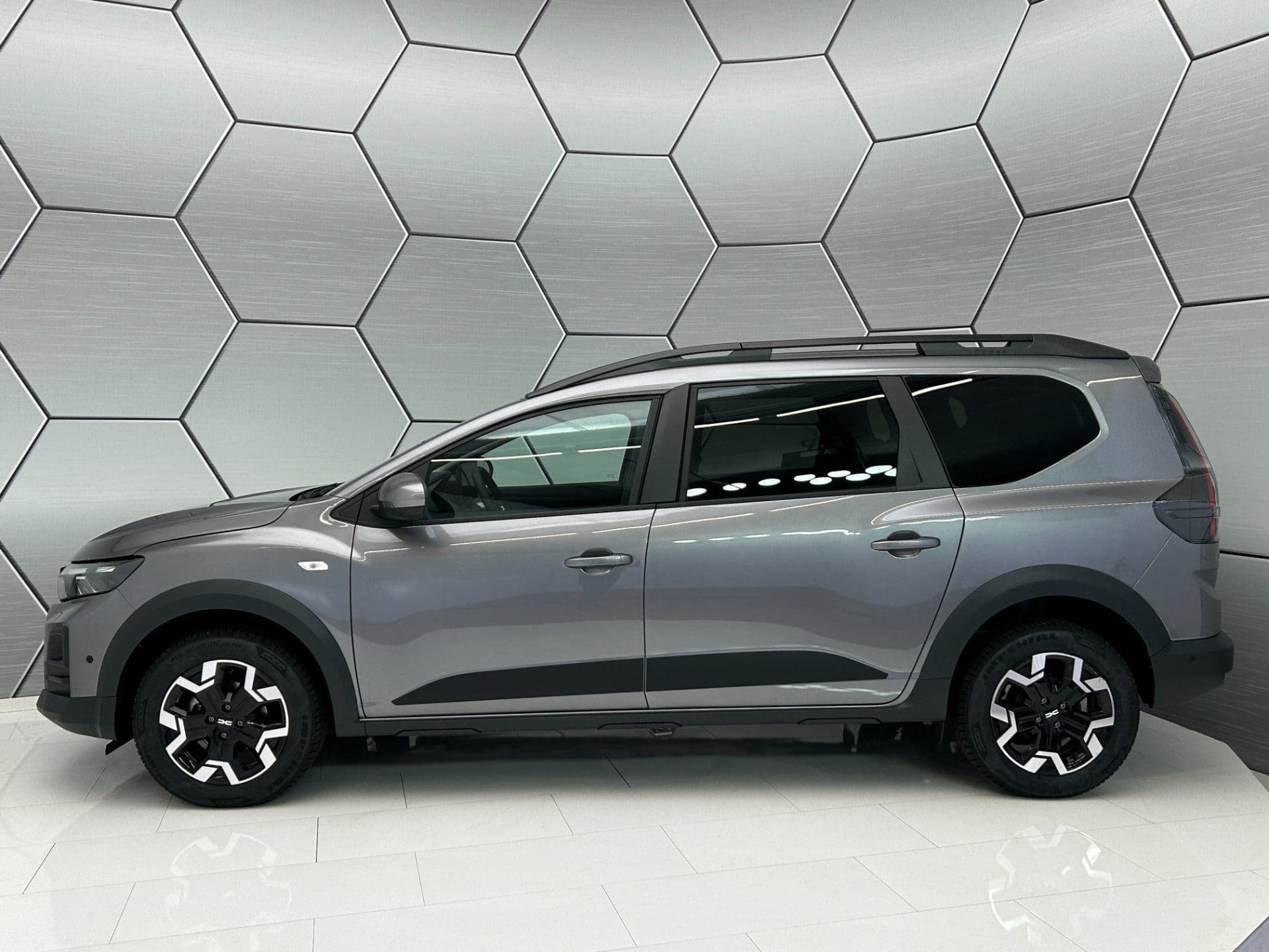 Dacia Jogger Journey Eco-G 120 AT 7-Sitzer 360° Sitzheizung Navi