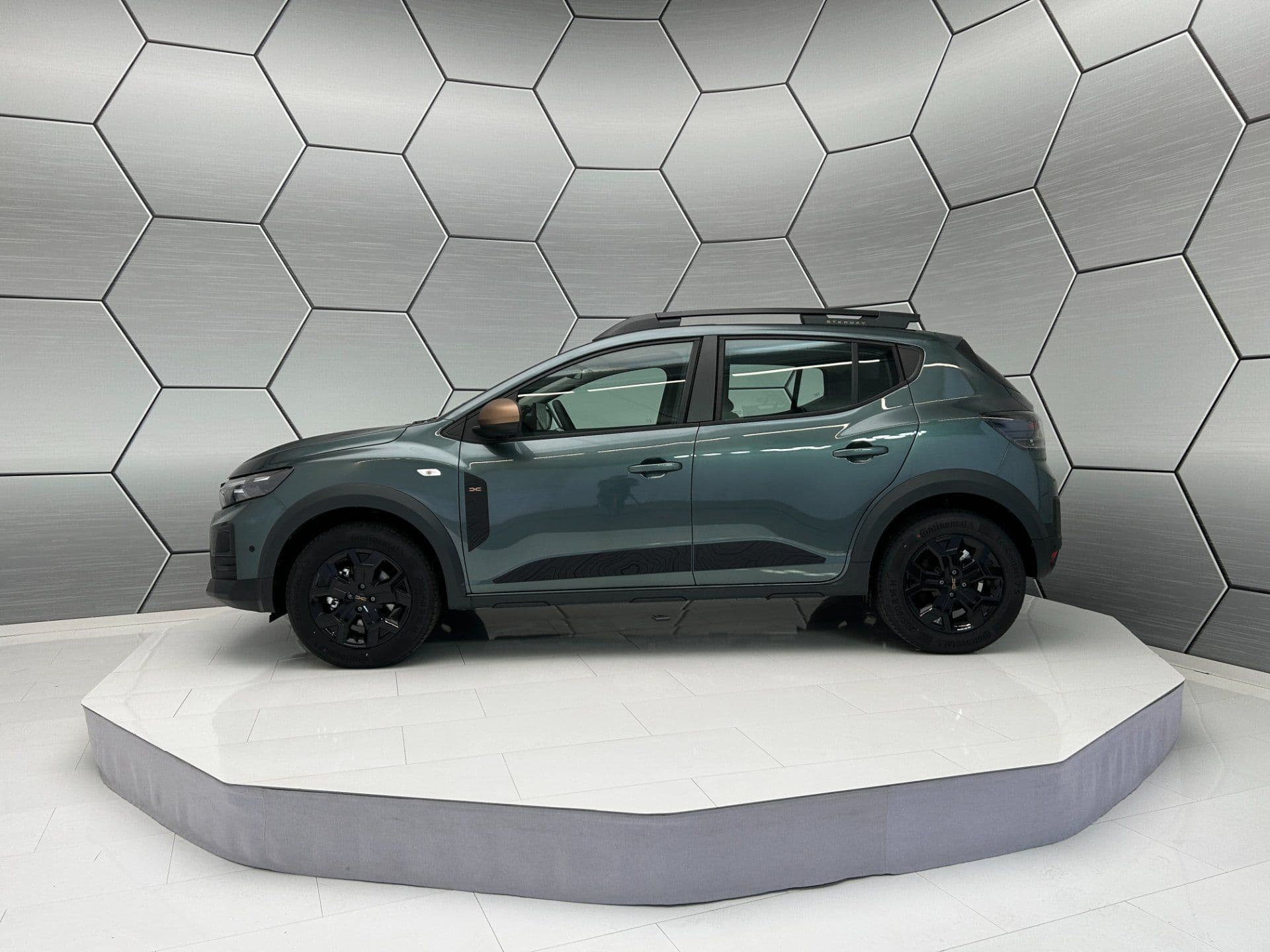Dacia Sandero Stepway Extreme Hybrid 155 Driving Winterpaket